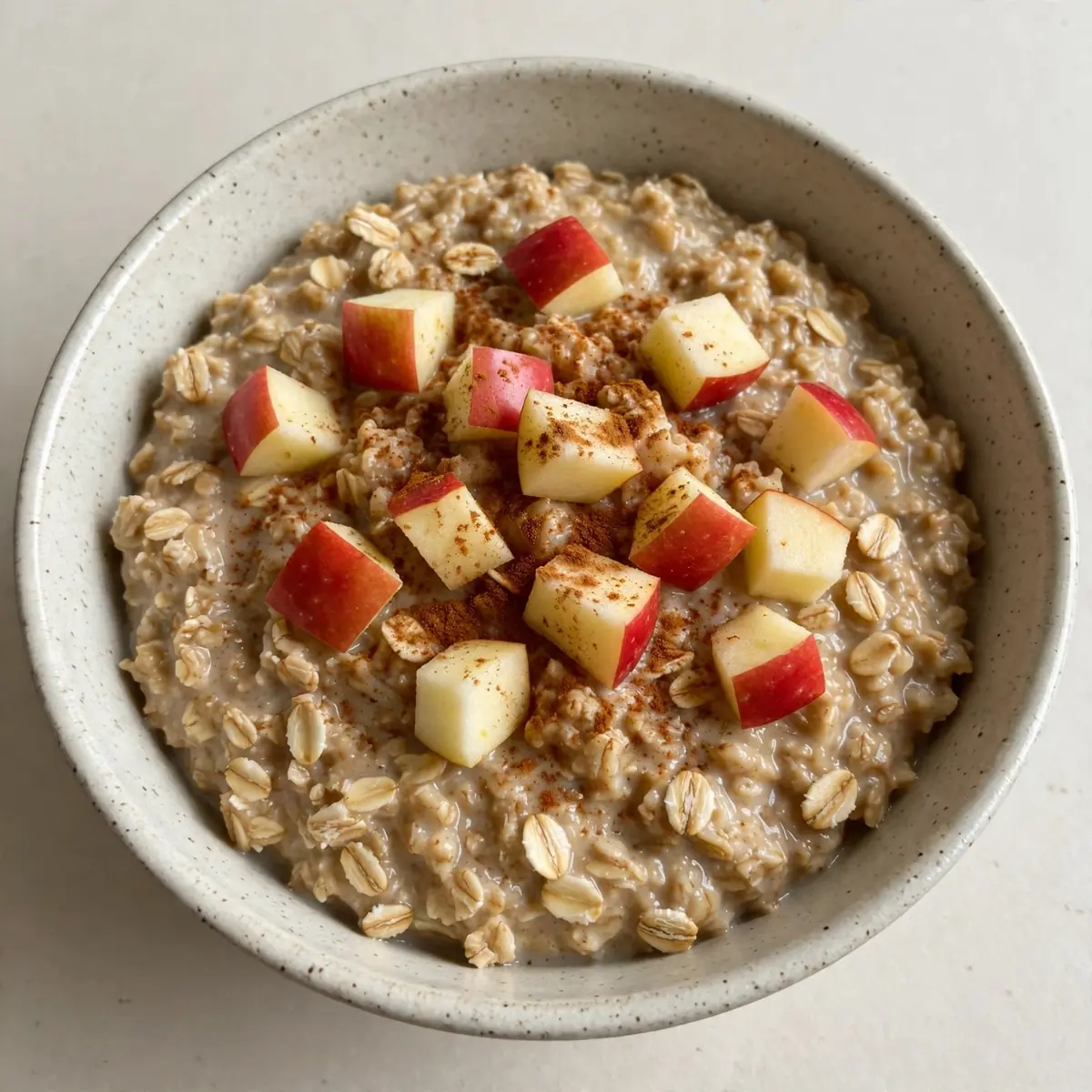 Gemütliches Apple-Cinnamon-Oatmeal Zum Genießen